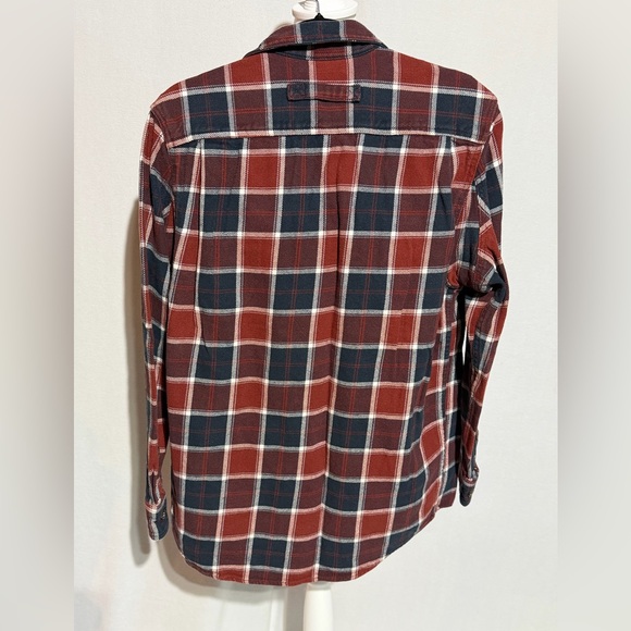 Duluth Trading Co Red and Black Plaid Shirt Size Medium - Picture 4 of 4